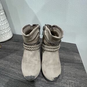 Toddler Booties size Youth 9